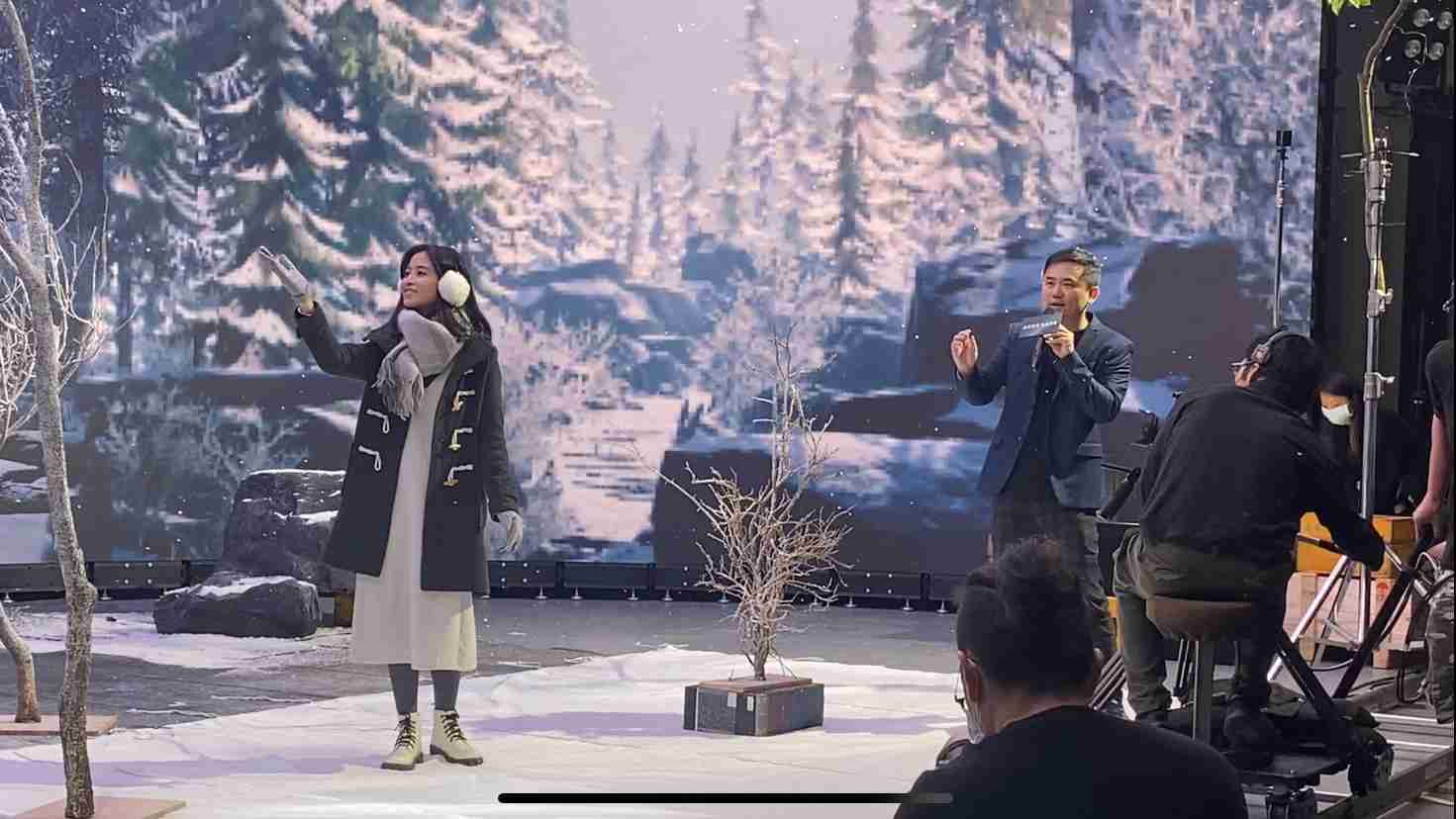 918.COM以ALED先进显屏技术，，与金马奖视觉特效团队“再现影像”携手合作打造LED虚拟摄影棚，，，，提供沉浸式表演体验，，，，并精简拍摄成本与时间